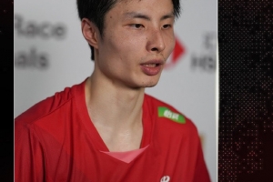 石宇奇2-0阮日，晋级中国羽毛球公开赛男单8强&将战队友李诗沣