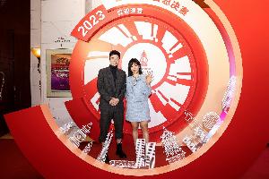 国羽贾一凡发文：不再接收大家的鲜花和礼物了，我们赛场见！