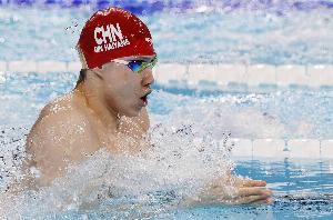 游泳世锦赛男子100米蛙泳：覃海洋第五、董志豪第七，晋级半决赛