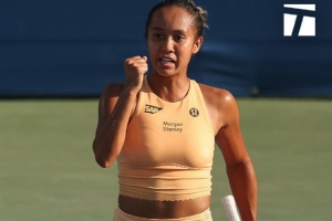 冰美人出局！莱巴金娜三盘苦战不敌费尔南德斯，无缘华盛顿站决赛