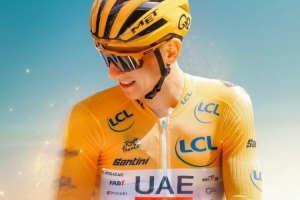 传奇！波加查生涯第四次夺得环法总冠军，总用时76小时0分32秒