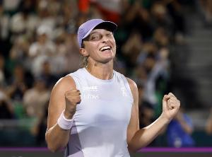 亚历山德洛娃2-0施耐德晋级宁波站决赛，将与莱巴金娜争冠