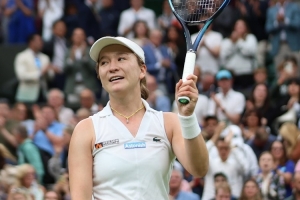 孙璐璐2-0淘汰刘婧文，闯进广网女单决赛，将对张帅/李吉妮胜者