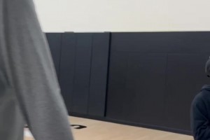 杨立瑜谢场提前离开引国安球迷不满，被骂后杨立瑜竖中指回应